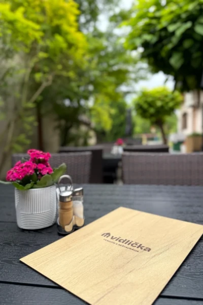 restauracia vidlicka terasa menu karta